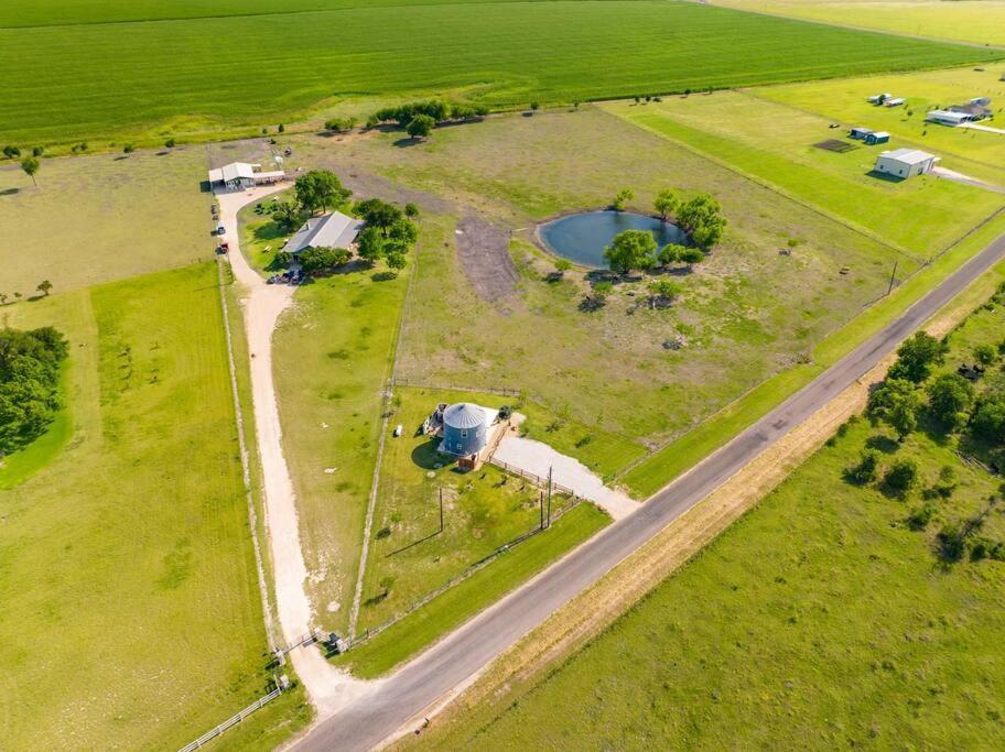 Silo House At Laughing Llama Farm Troy Zewnętrze zdjęcie