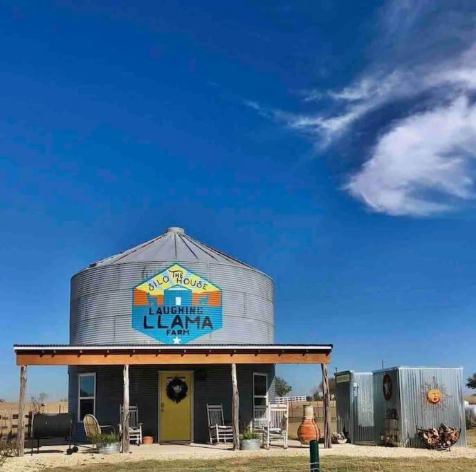 Silo House At Laughing Llama Farm Troy Zewnętrze zdjęcie